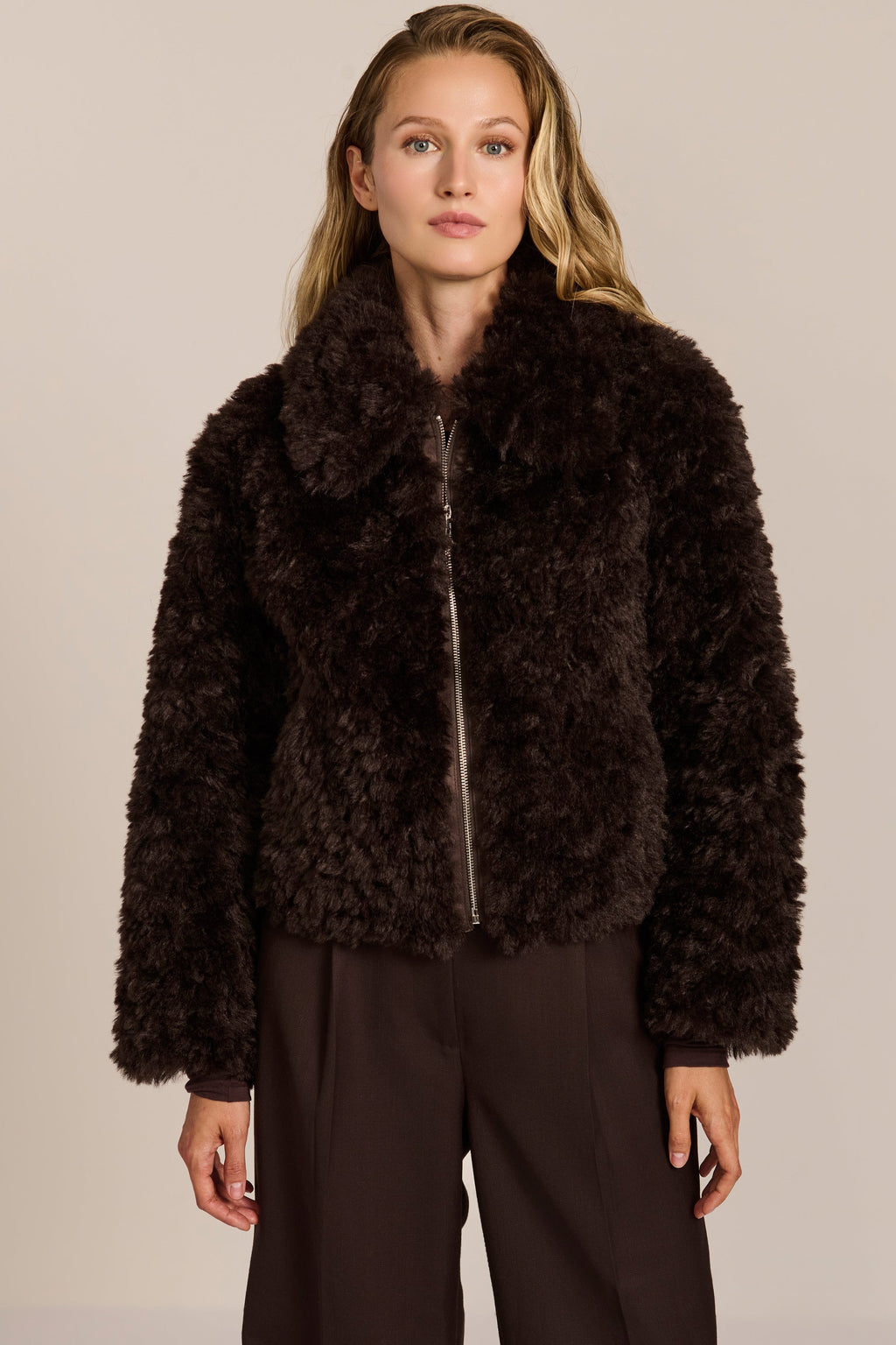 Curly Faux Fur Jacket – Women's Casual Winter Coat, Cosy Layering, Stylish Outerwear