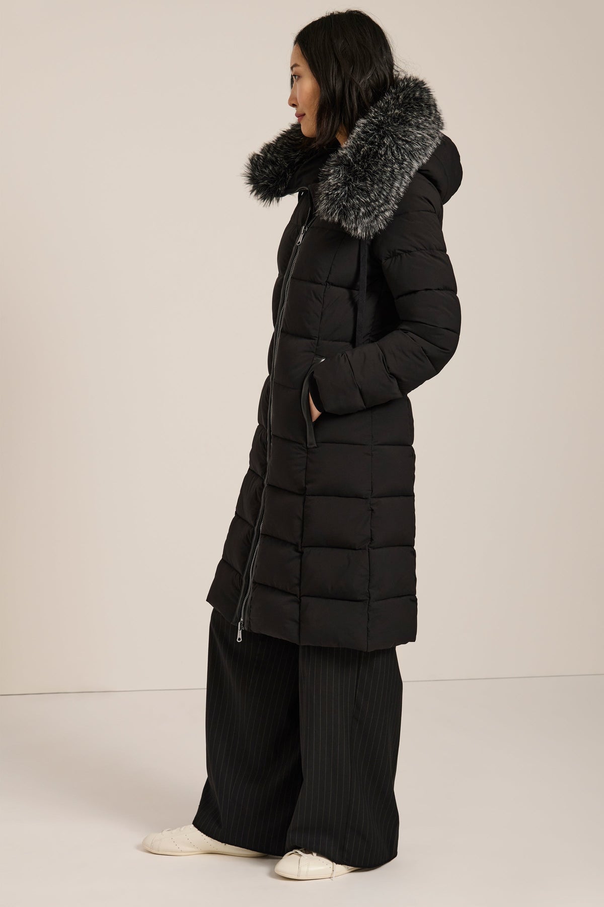 Hooded Puffer Coat with Faux Fur Trim – Winter, Casual Wear