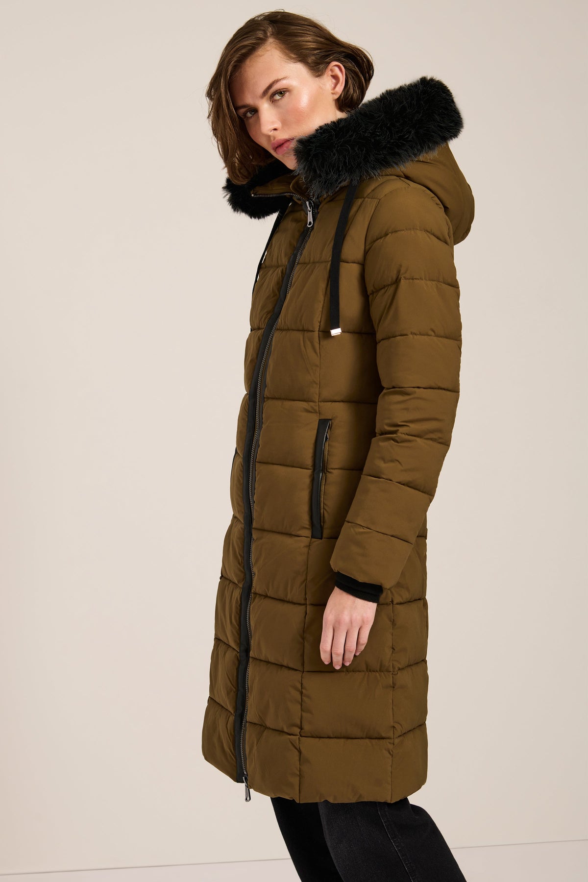 Hooded Faux Fur Puffer Coat – Warm Winter Layer, Casual Wear