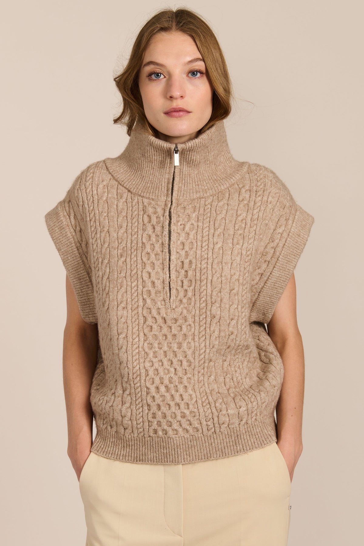Cable Knit Jumper Vest with Quarter-Zip – Casual Wear, Layering