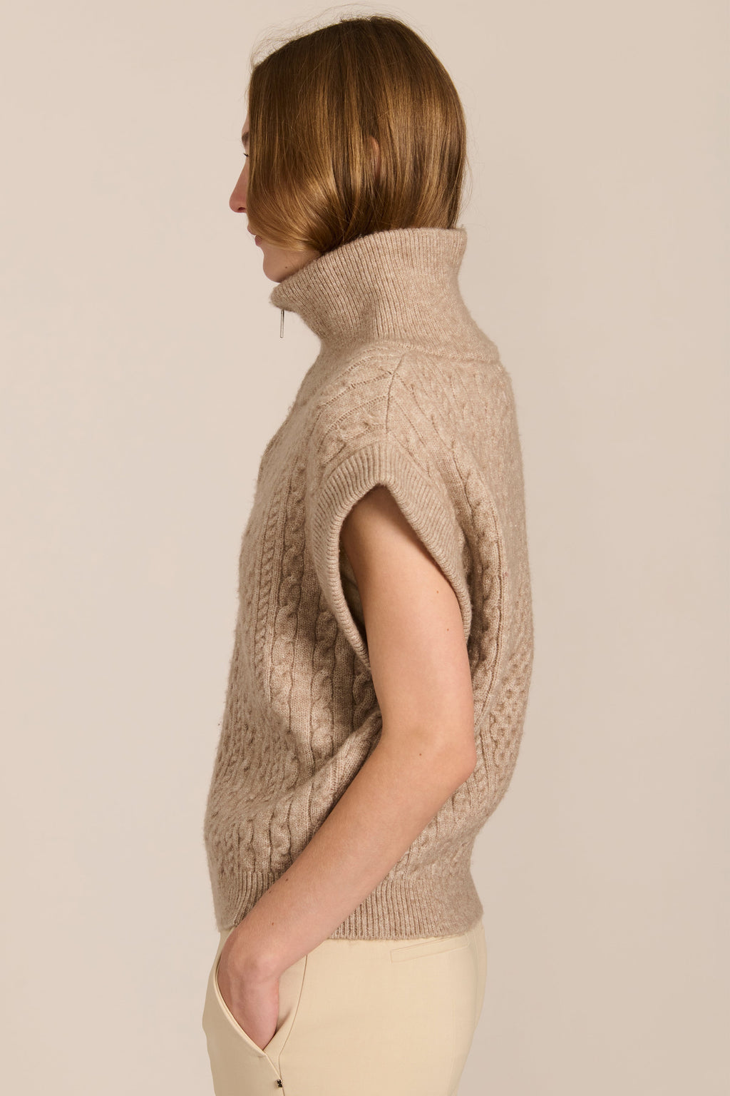 Cable Knit Jumper Vest with Quarter-Zip – Casual Wear, Layering