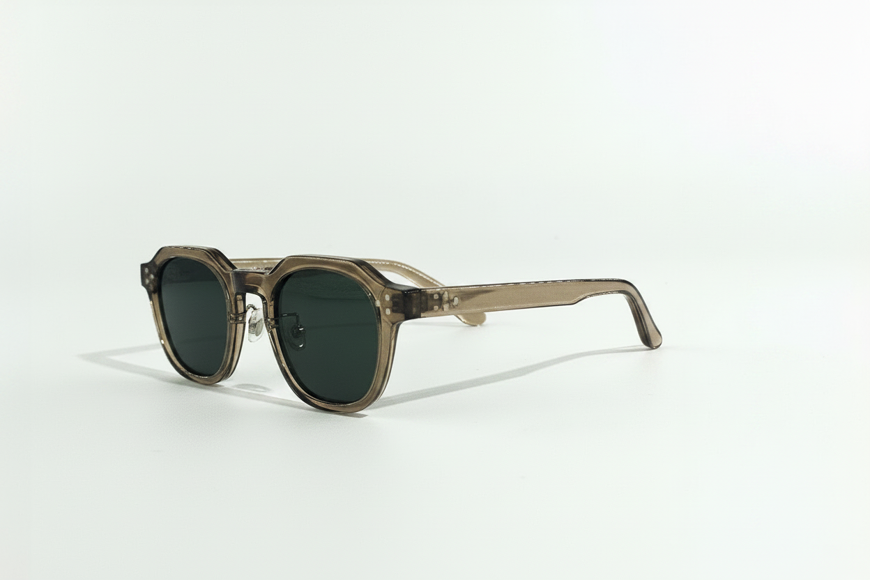 Smoke Tide Smoke Crystal Frame Green Lens Panto Sunglasses, durable UV400, for summer style.